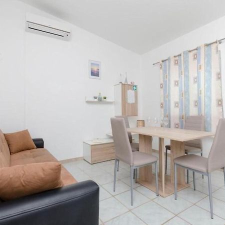 Apartment Brnabic Rogoznica  Luaran gambar