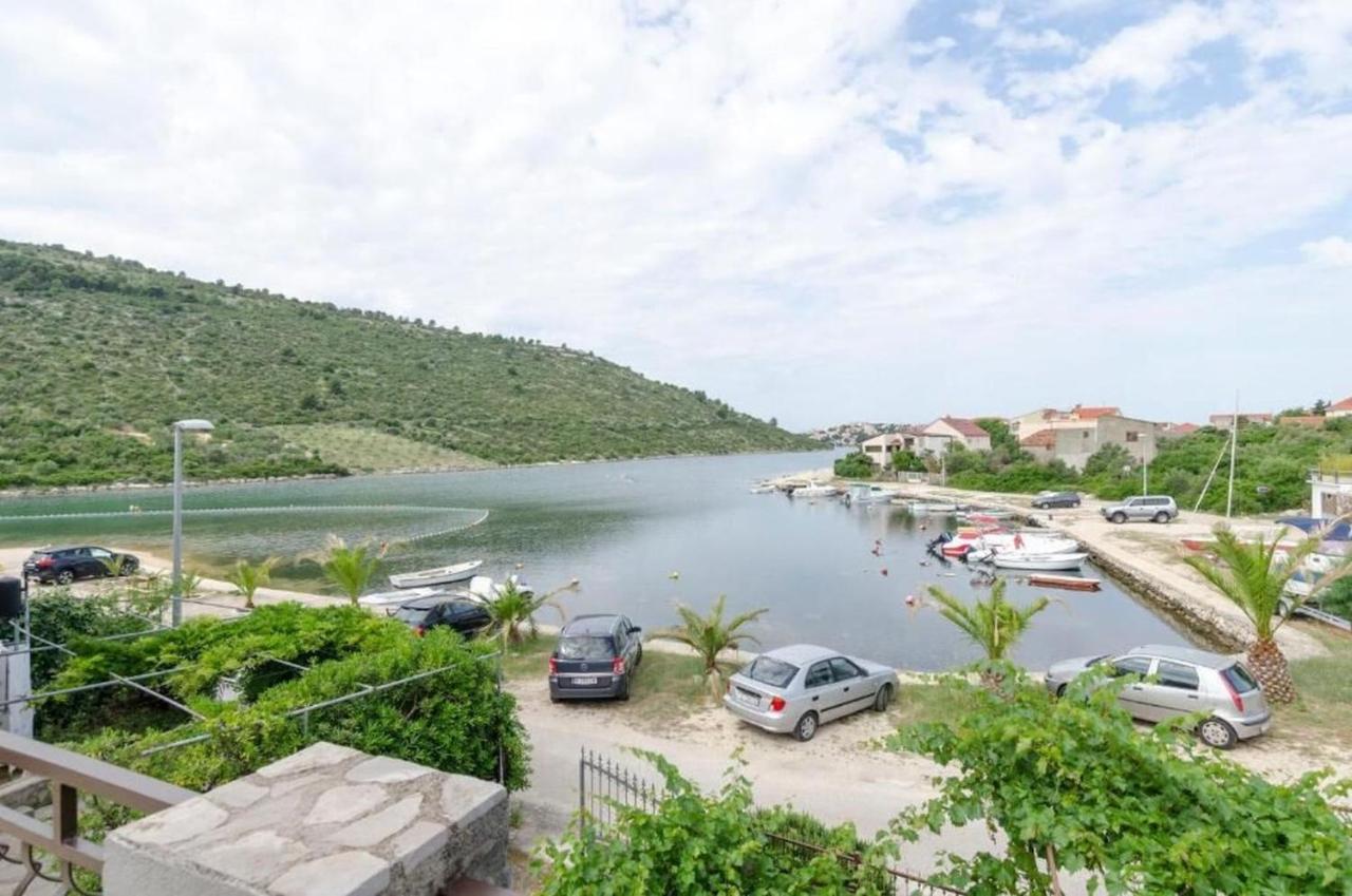 Apartment Brnabic Rogoznica  Luaran gambar